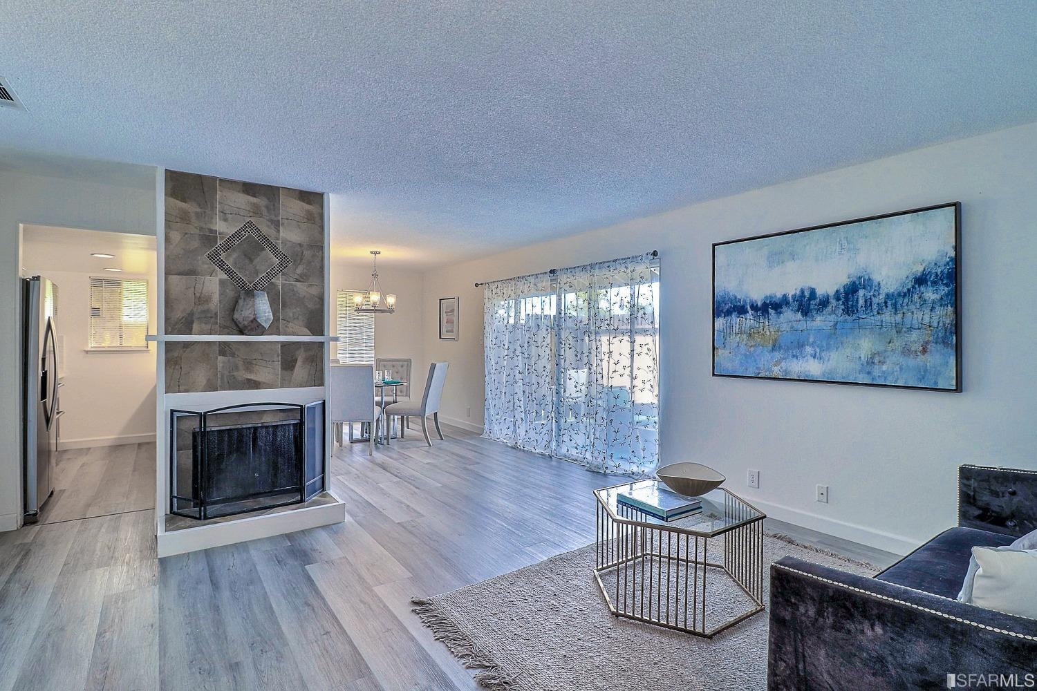 5473 Roundtree Place, Unit D Concord, CA 94521 - Photo 3 of 9