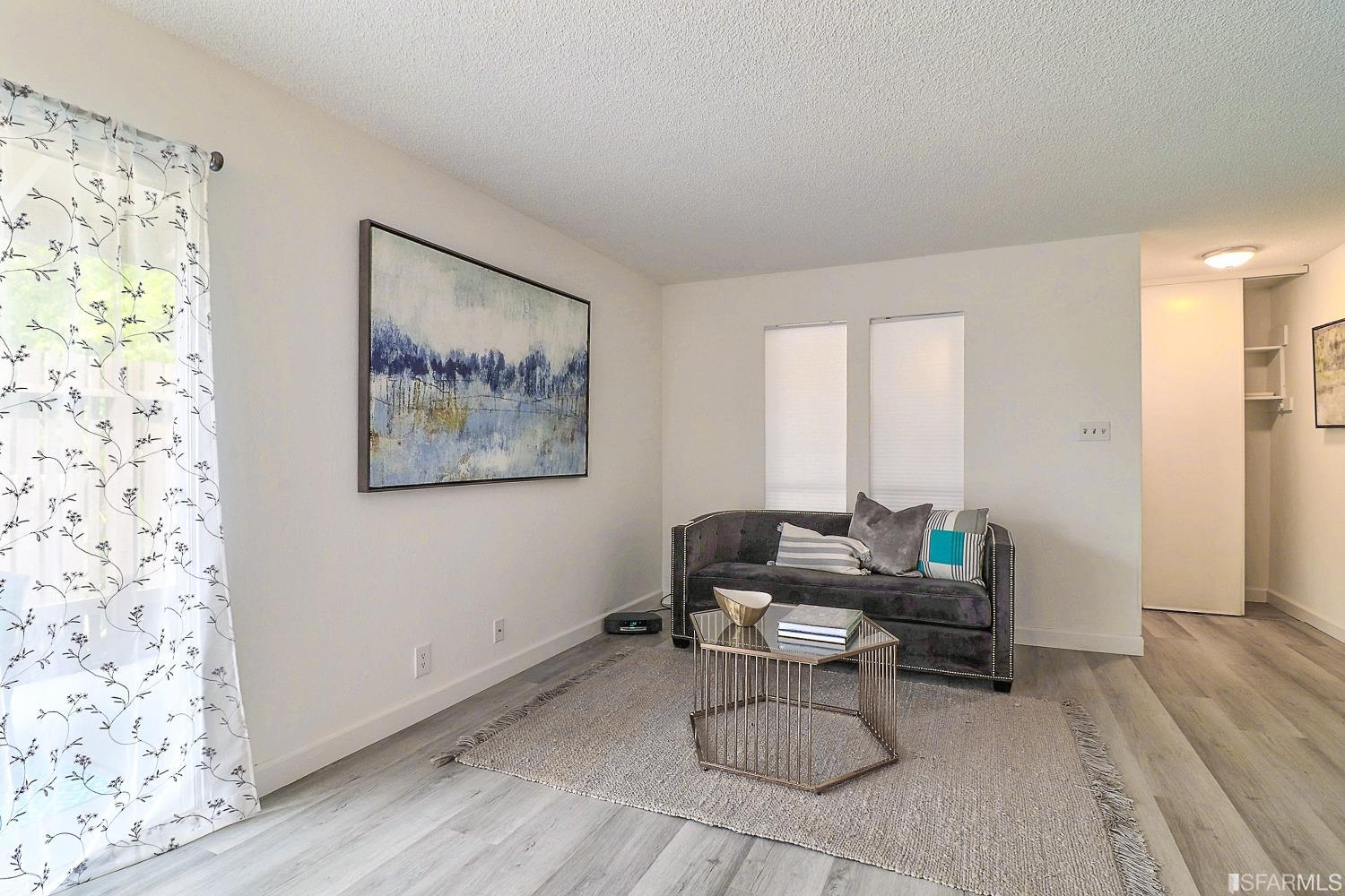 5473 Roundtree Place, Unit D Concord, CA 94521 - Photo 4 of 9