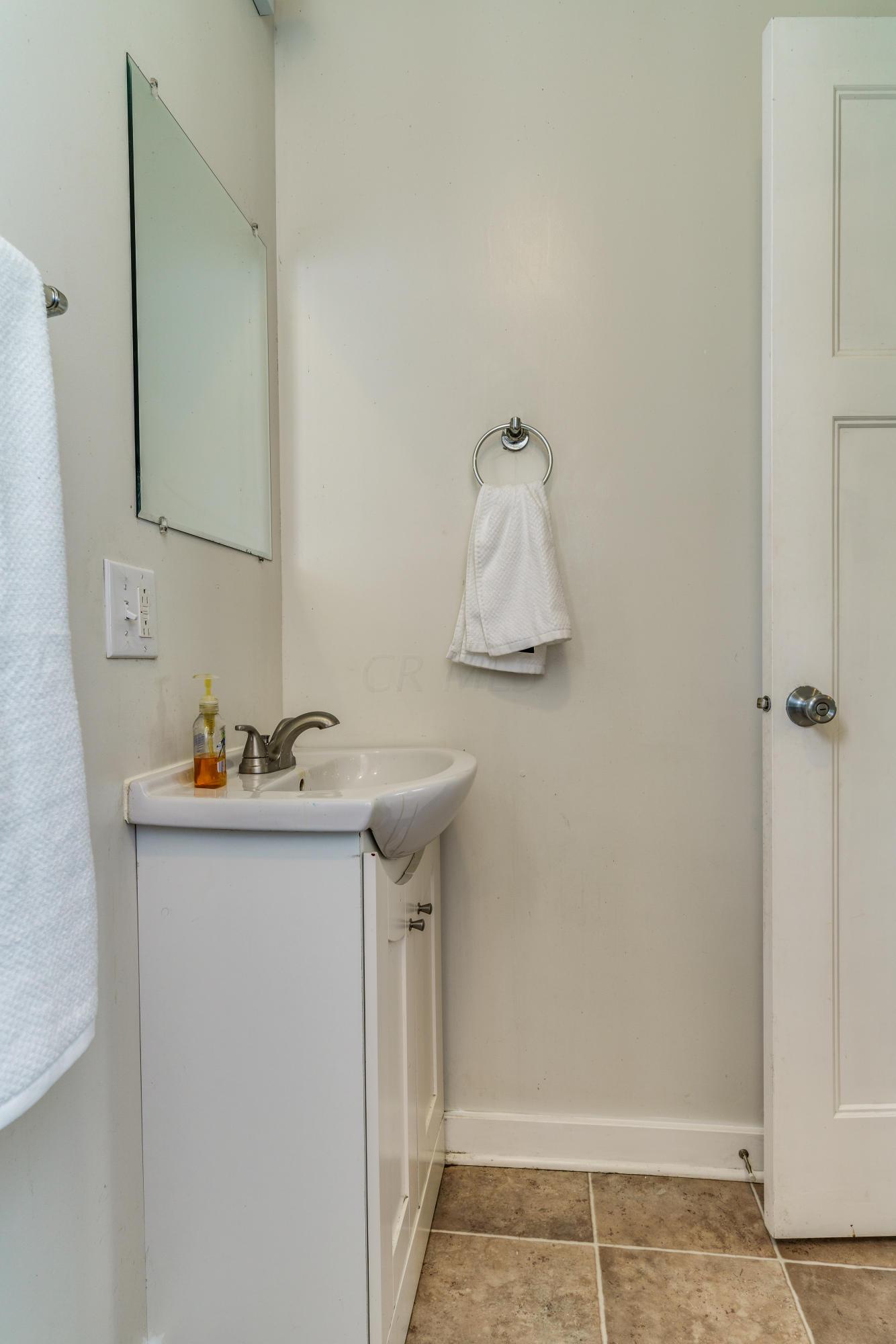 4382 Norton Road Radnor, OH 43066 - Photo 11 of 28 Gallery Image 11