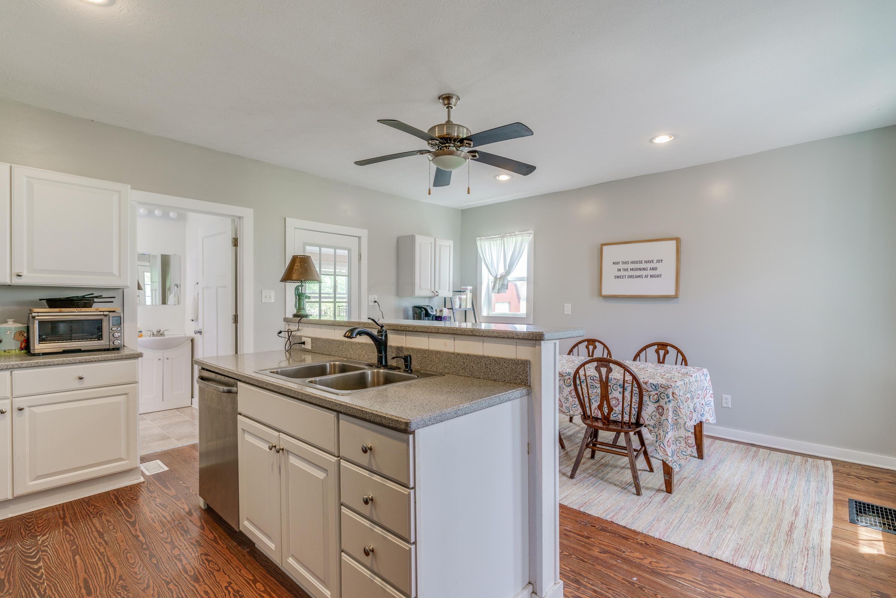 4382 Norton Road Radnor, OH 43066 - Photo 10 of 28 Gallery Image 10