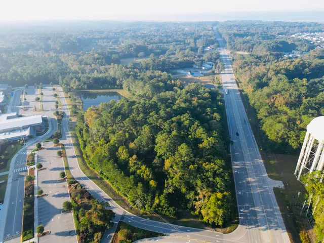 $1,200,000 | 565 Robert Smalls Parkway, Beaufort, SC 29906