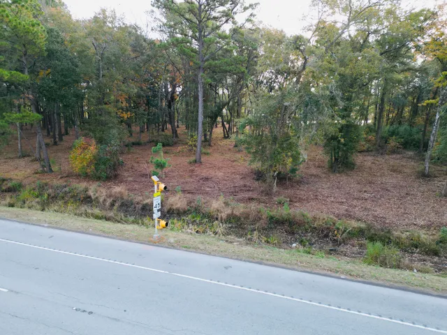 $1,200,000 | 565 Robert Smalls Parkway, Beaufort, SC 29906