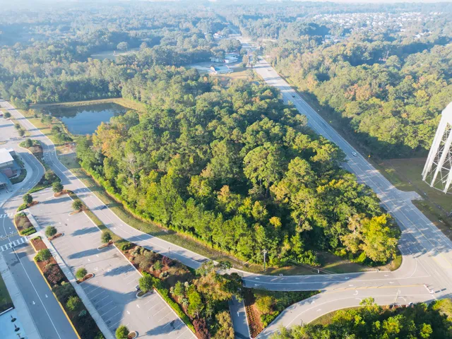 $1,200,000 | 565 Robert Smalls Parkway, Beaufort, SC 29906