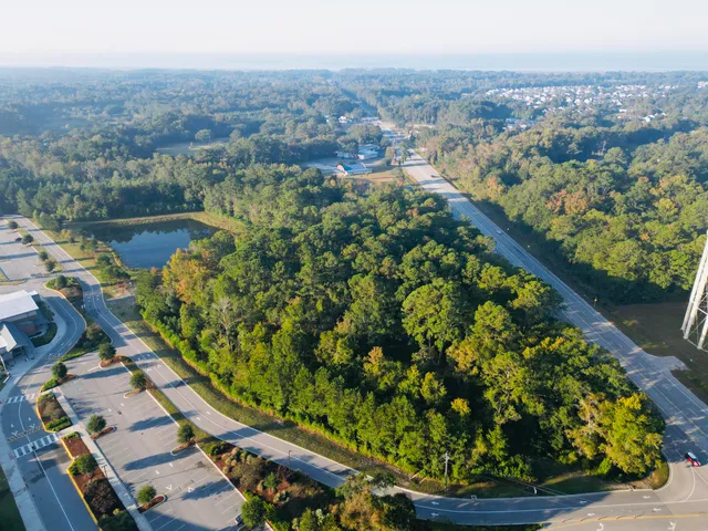 $1,200,000 | 565 Robert Smalls Parkway, Beaufort, SC 29906