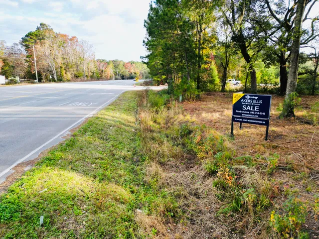 $1,200,000 | 565 Robert Smalls Parkway, Beaufort, SC 29906