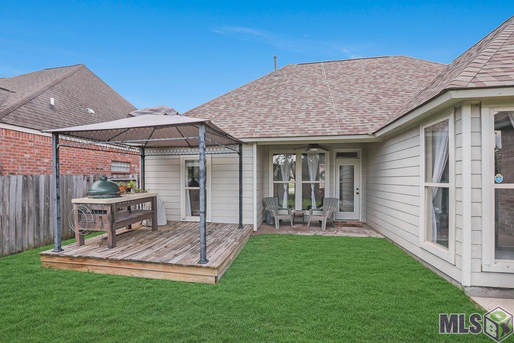 10522 Springtree Avenue Baton Rouge, LA 70810 - Photo 3 of 42 Gallery Image 3