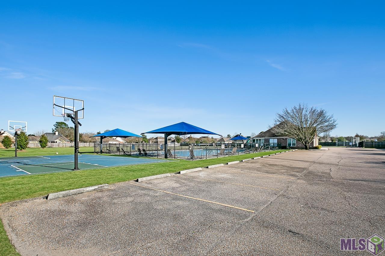 10522 Springtree Avenue Baton Rouge, LA 70810 - Photo 31 of 42 Gallery Image 31