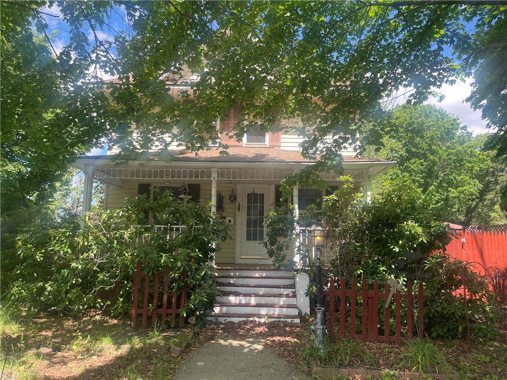 139 Overbrook Avenue Warwick, RI 02889 - Photo 1 of 1