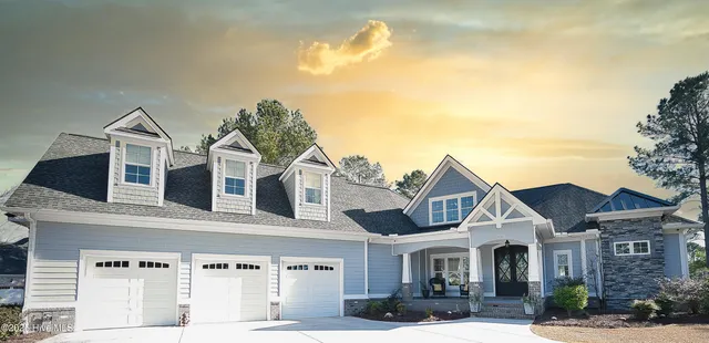 $949,900 | 510 Crow Creek Drive Northwest, Calabash, NC 28467