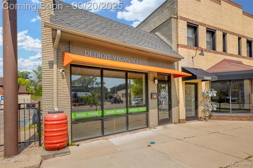 14593 Ashton Road Detroit, MI 48223 - Photo 29 of 32 Gallery Image 29