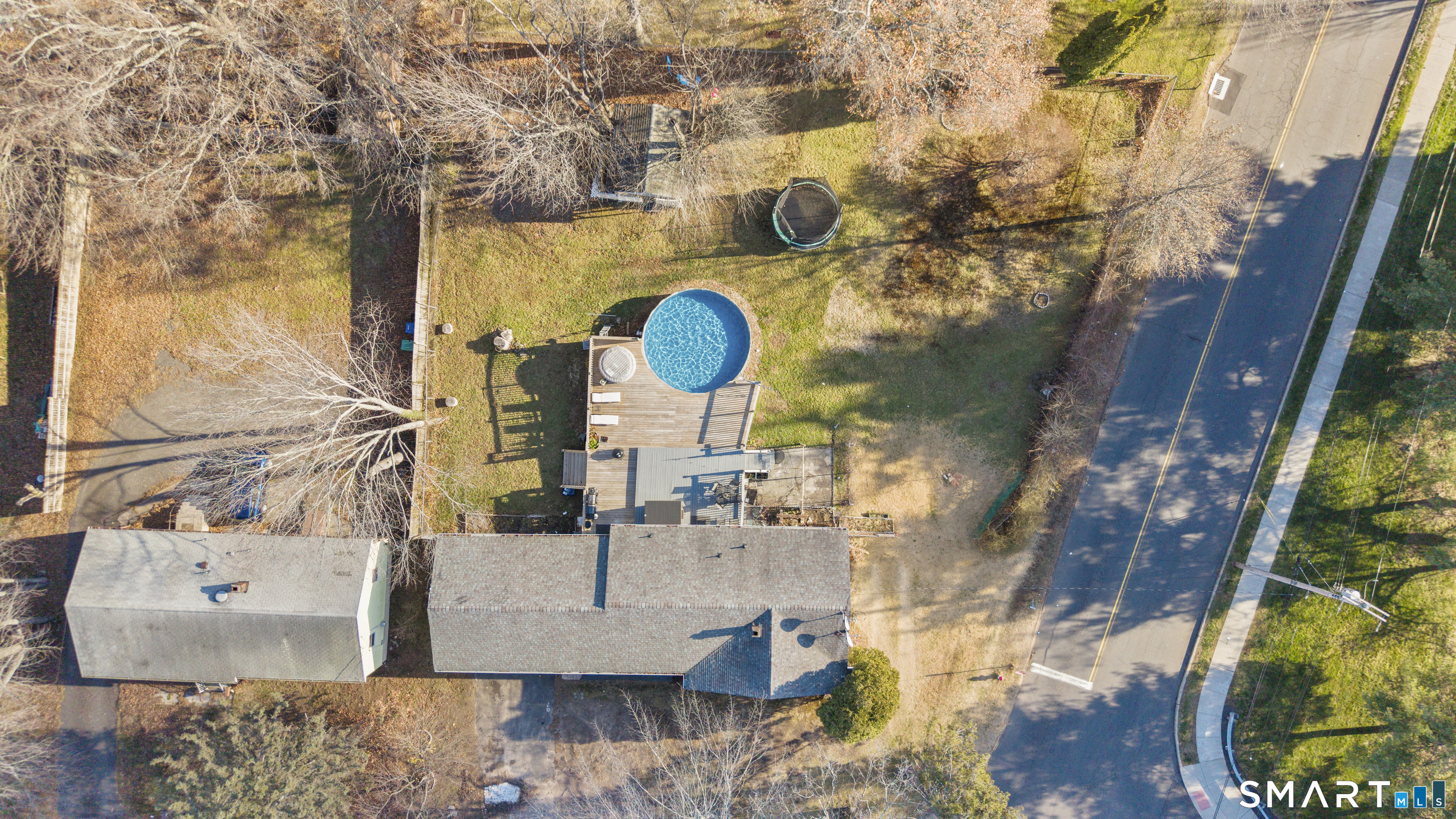 342 West Spring Street West Haven, CT 06516 - Photo 2 of 30 a view of entryway and hall