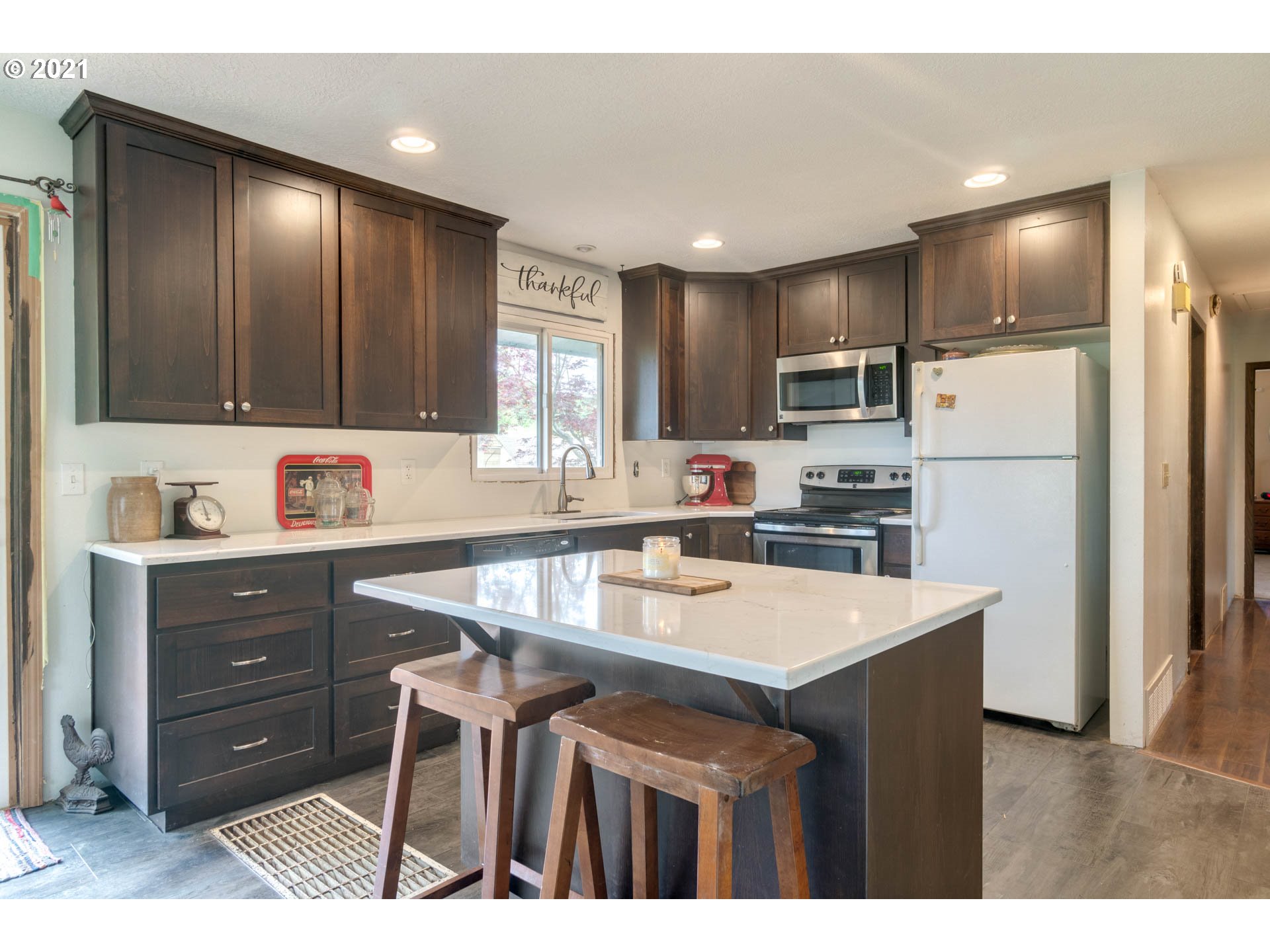 34262 South Wilhoit Road Molalla, OR 97038 - Photo 11 of 26 Gallery Image 11