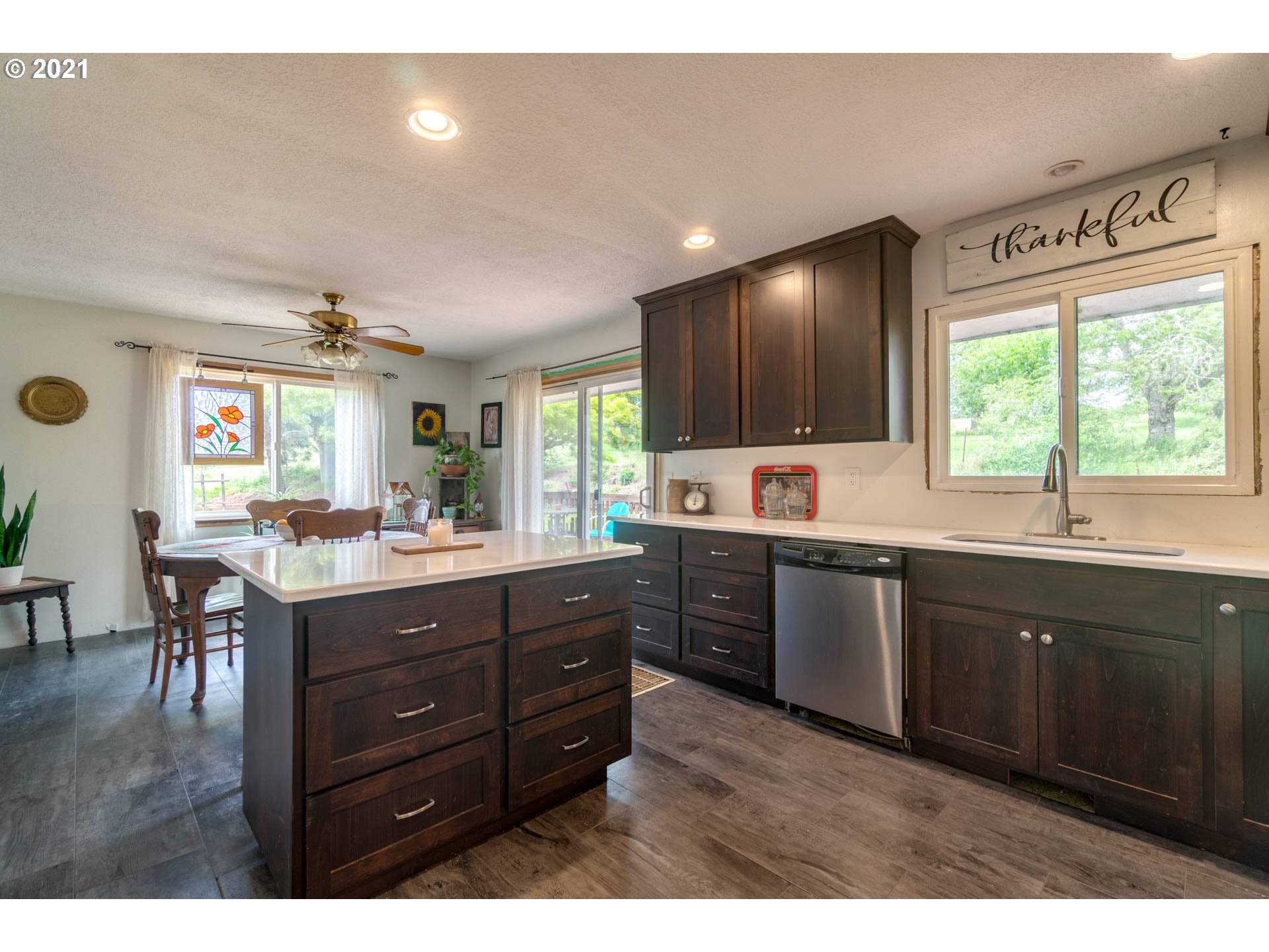 34262 South Wilhoit Road Molalla, OR 97038 - Photo 9 of 26 Gallery Image 9