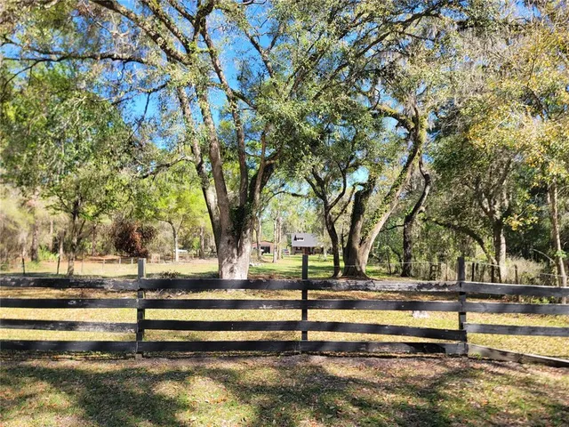 $450,000 | 10851 Southeast 195th Street, Inglis, FL 34449