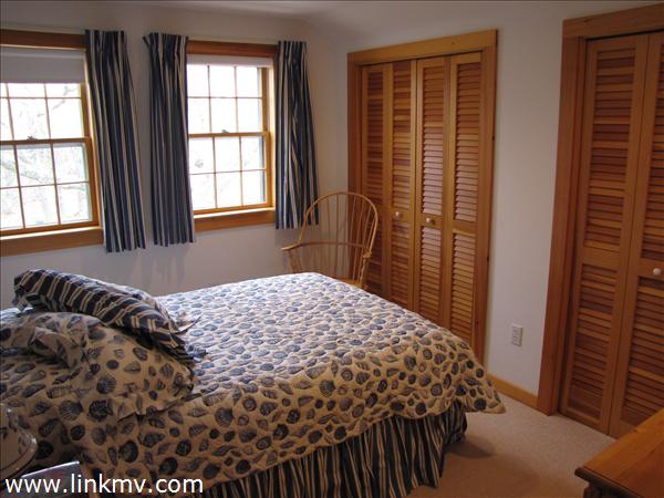 2 Oyster Pond Road Edgartown, MA 02539 - Photo 22 of 26 http://d1qzqeyxiitrap.cloudfront.net/photos/22521/600/8d88cd22.jpg
