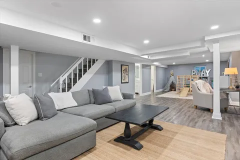 $825,000 | 131 Joyce Place, Park Ridge, IL 60068