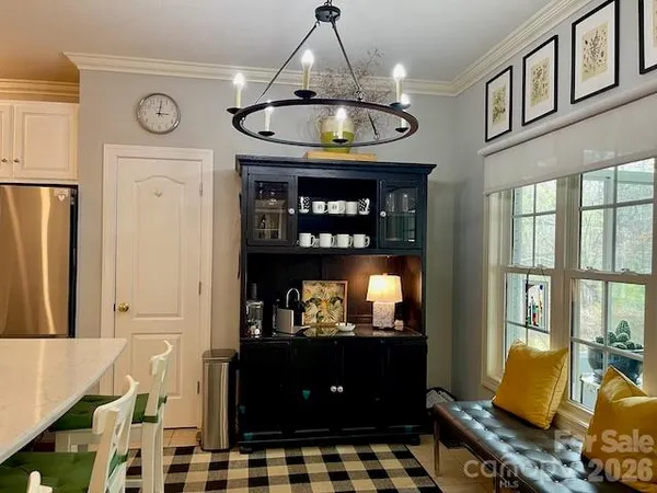 $525,000 | 4945 Brookridge Drive Northeast, Hickory, NC 28601