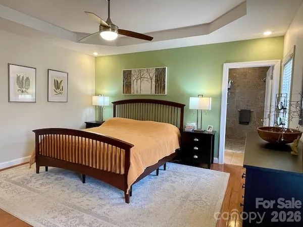 $525,000 | 4945 Brookridge Drive Northeast, Hickory, NC 28601