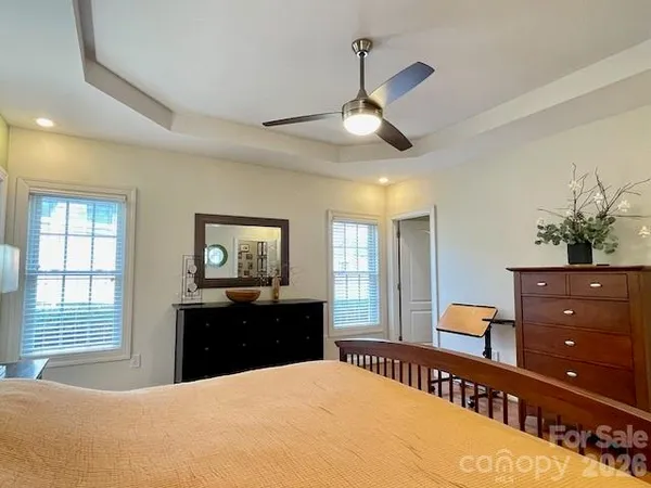 $525,000 | 4945 Brookridge Drive Northeast, Hickory, NC 28601