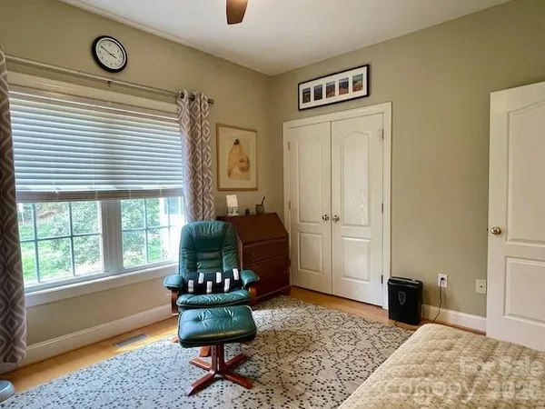 $525,000 | 4945 Brookridge Drive Northeast, Hickory, NC 28601