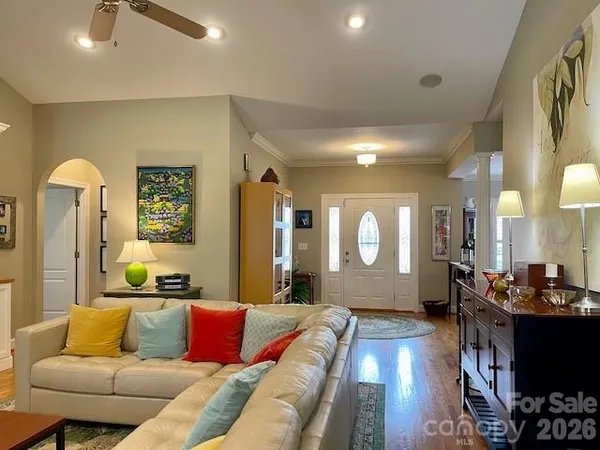 $525,000 | 4945 Brookridge Drive Northeast, Hickory, NC 28601