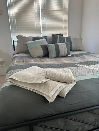 $1,750 | 1021 Northwest 3rd Street, Unit 201, Miami, FL 33128