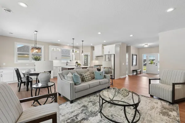 $599,900 | 27221 Pete's Hl Trail, Elko New Market, MN 55020