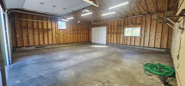 $410,000 | 5719 North Haye Street, Newman Lake, WA 99025