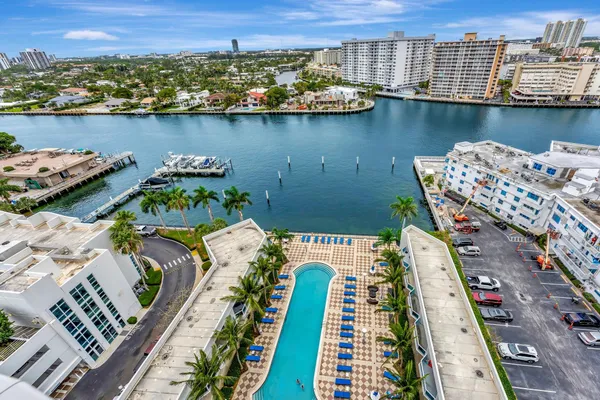 $4,000 | 1945 South Ocean Drive, Unit 1408, Hallandale Beach, FL 33009