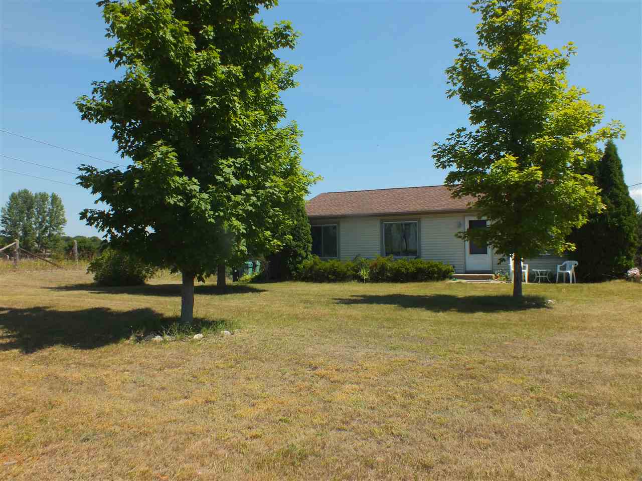 742 High Lake Road Traverse City, MI 49696 - Photo 6 of 6 1807926-5.JPG