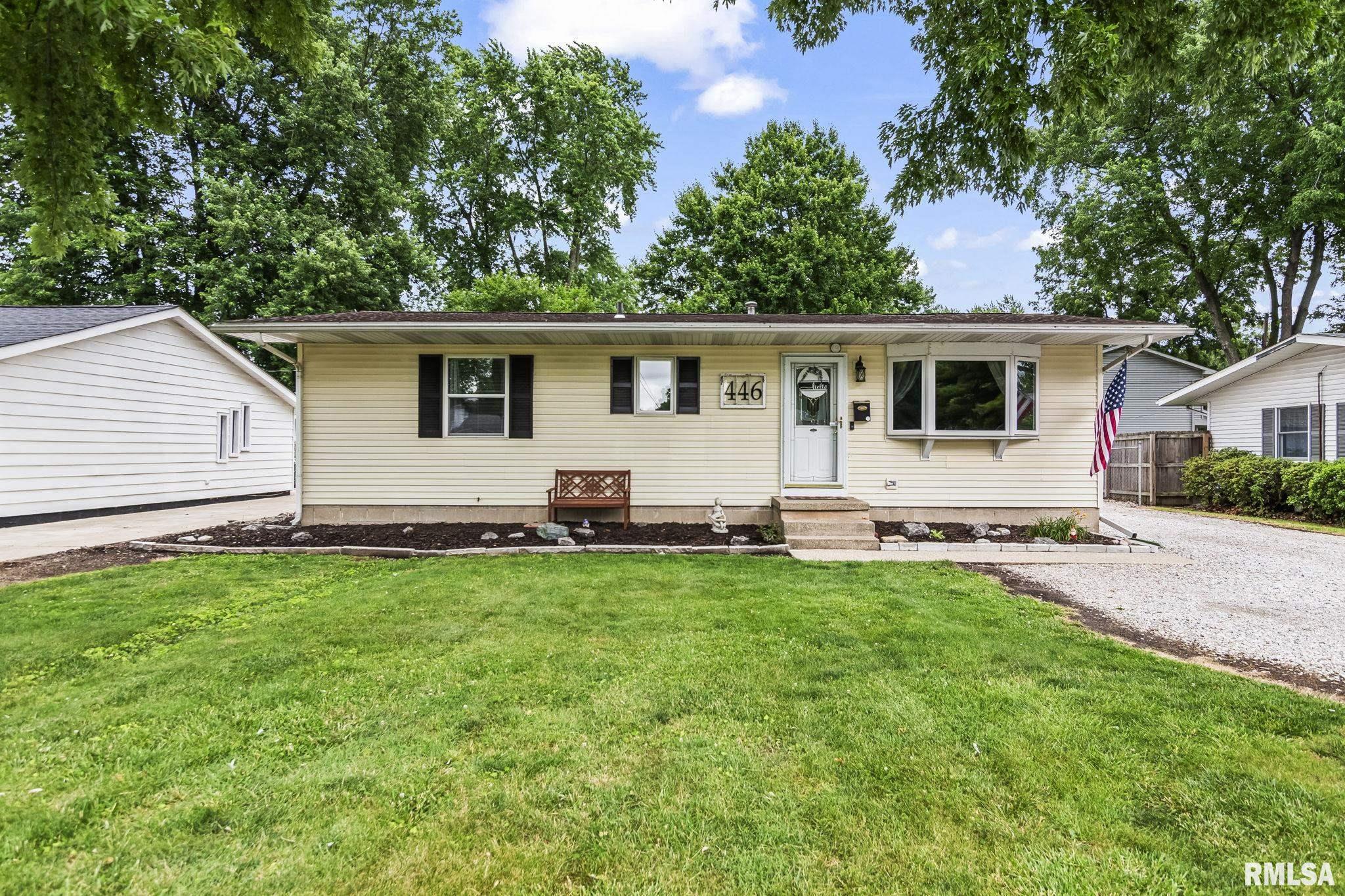446 West Lake Shore Drive Springfield, IL 62703 - Photo 2 of 30