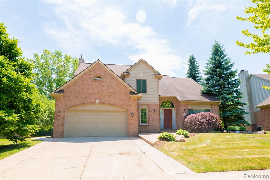 743 Woodfield Way Rochester Hills, MI 48307 - Photo 1 of 27