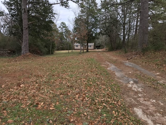 3185 Martintown Road Edgefield, SC 29824 - Photo 2 of 5