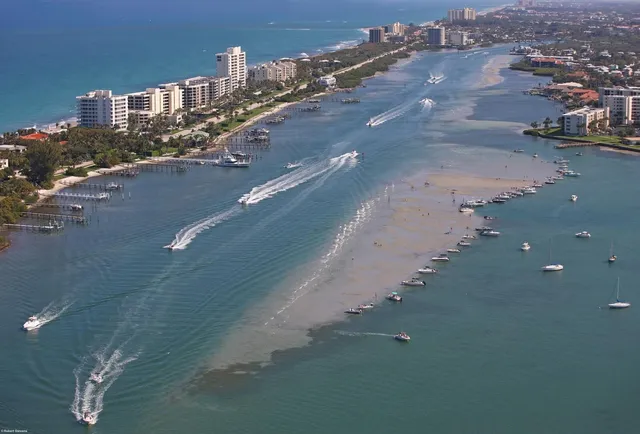 a view of a city street view
