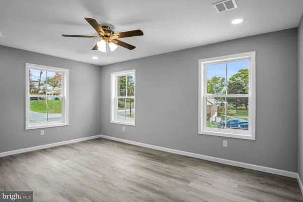 $3,000 | 1500 Embassy Drive, Unit B, Harrisburg, PA 17109