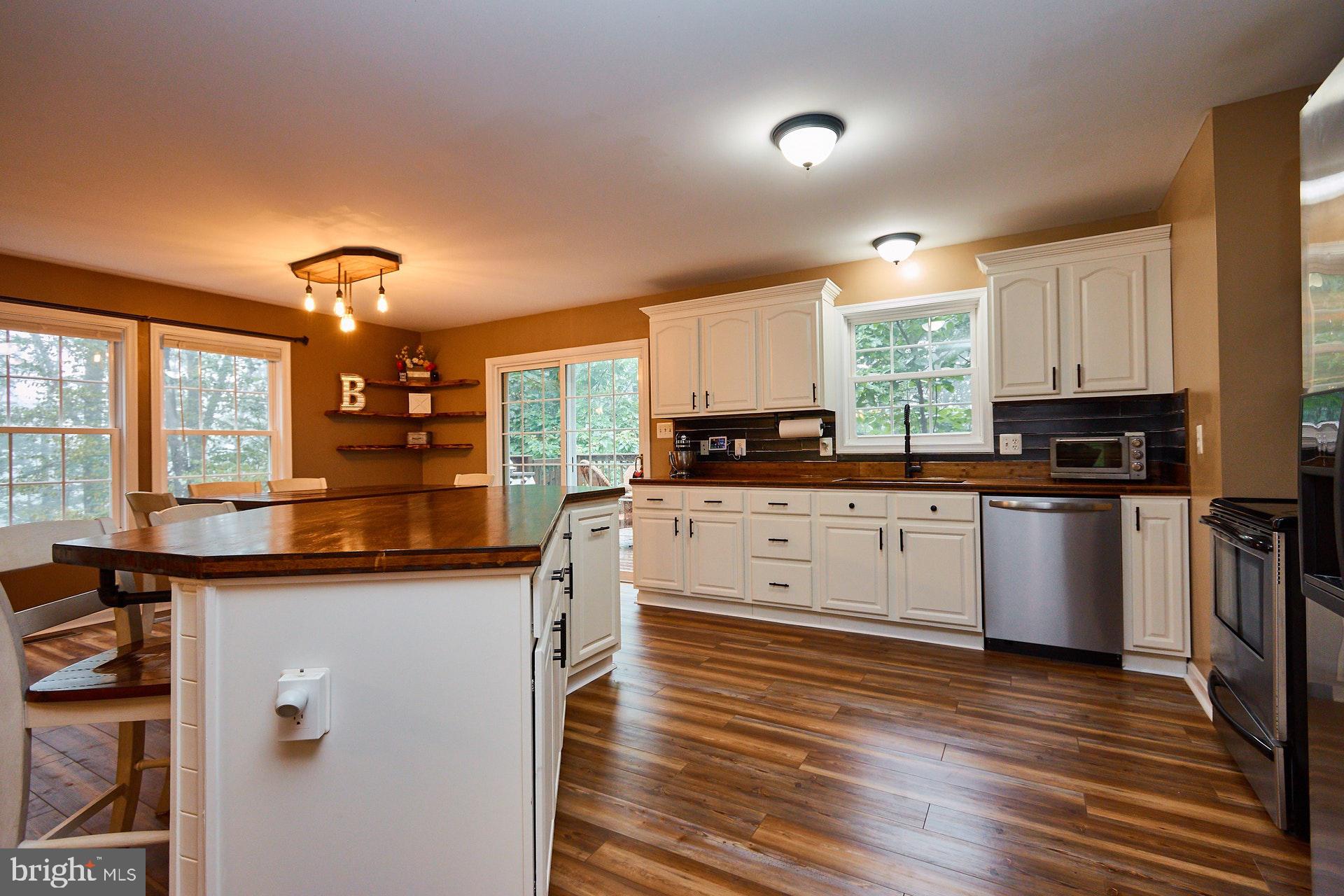 4813 Blue Mountain Road Linden, VA 22642 - Photo 13 of 30 Gallery Image 13