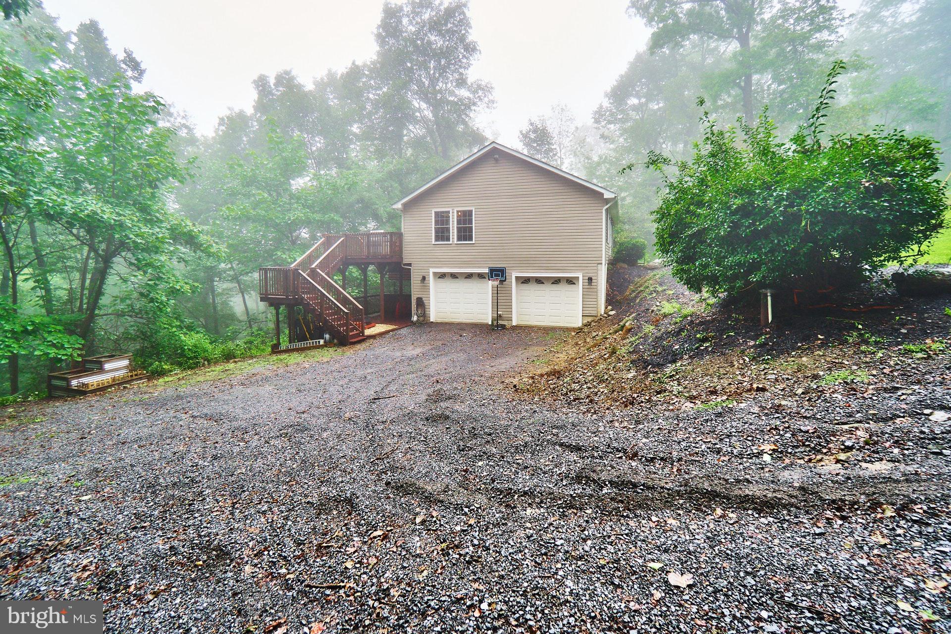 4813 Blue Mountain Road Linden, VA 22642 - Photo 30 of 30 Gallery Image 30