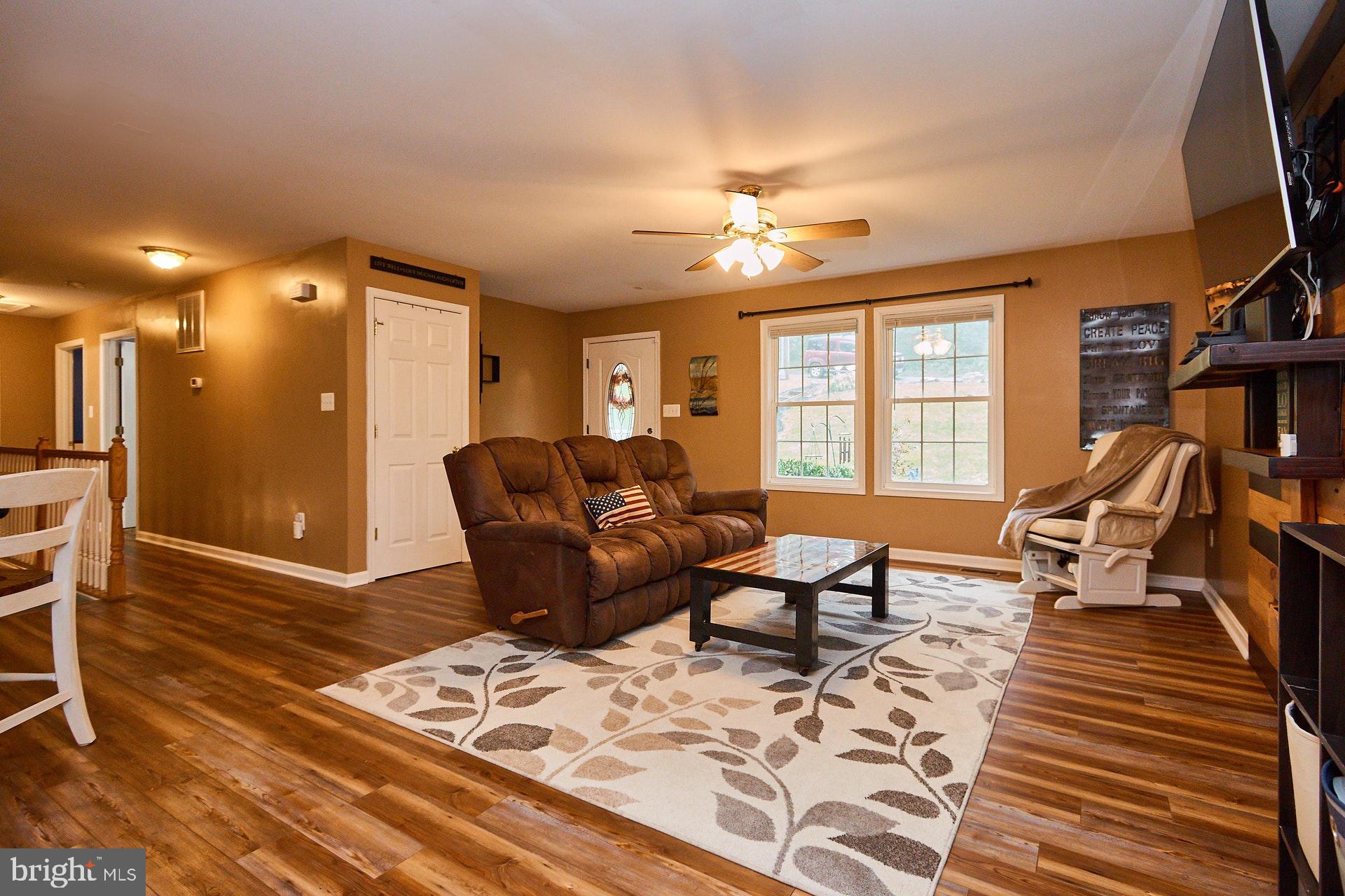 4813 Blue Mountain Road Linden, VA 22642 - Photo 7 of 30 Gallery Image 7