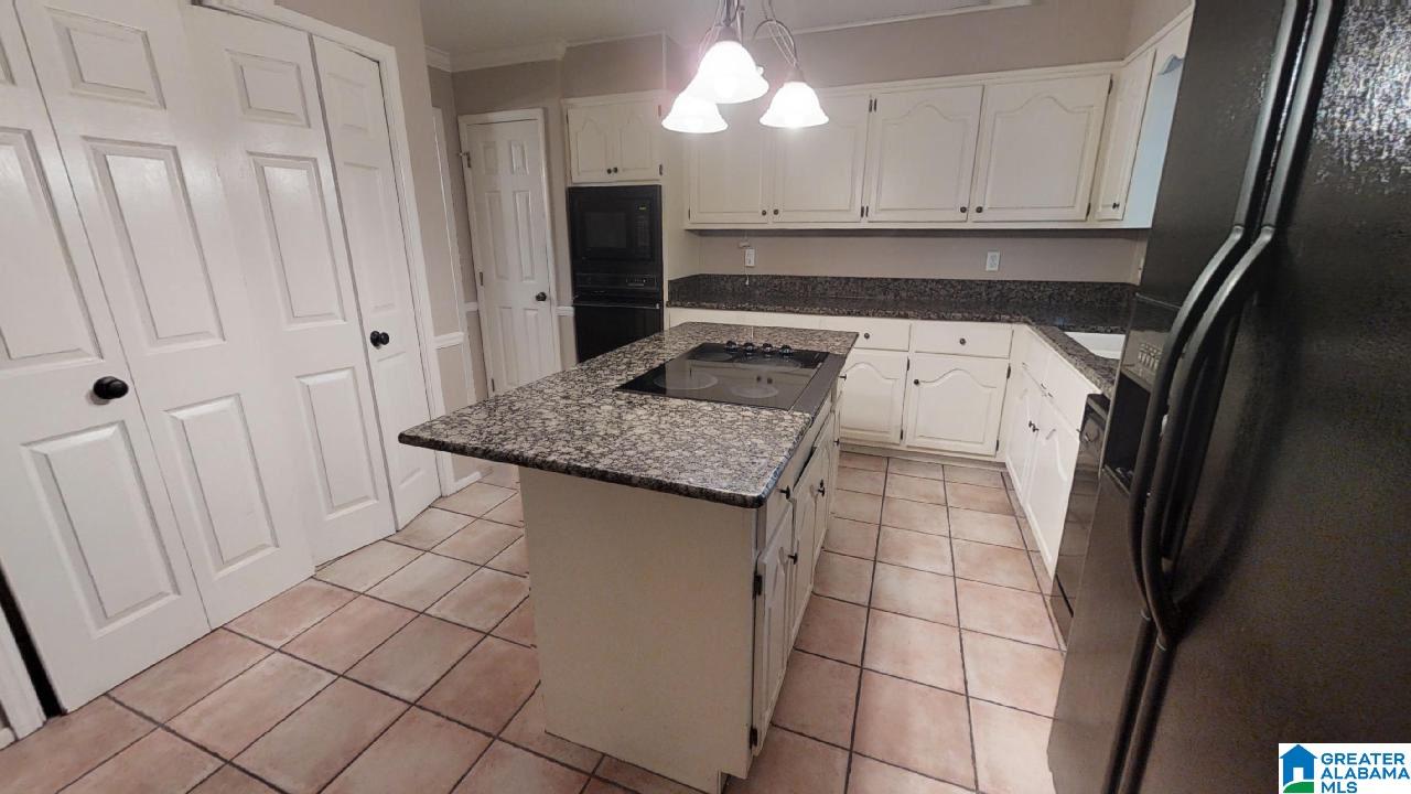5205 Valleybrook Trace Birmingham, AL 35244 - Photo 7 of 42