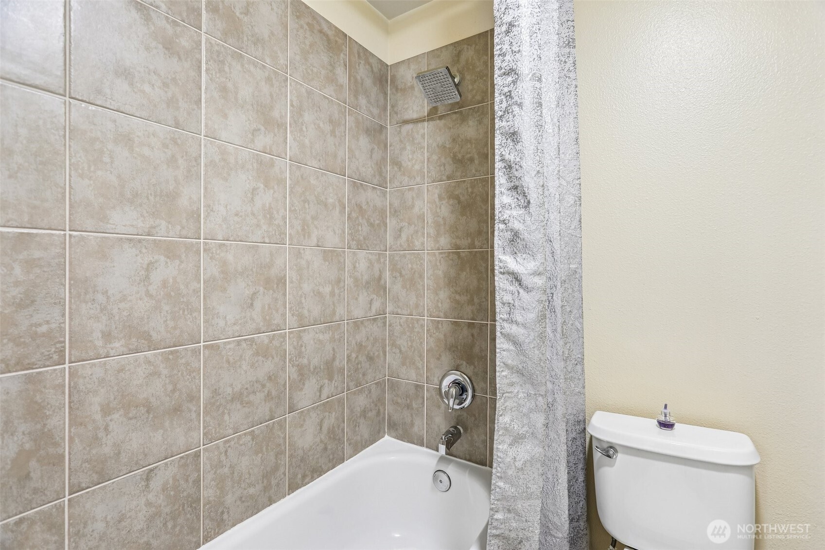 3924 243rd Place Southeast, Unit G203 Bothell, WA 98021 - Photo 17 of 30 Gallery Image 17
