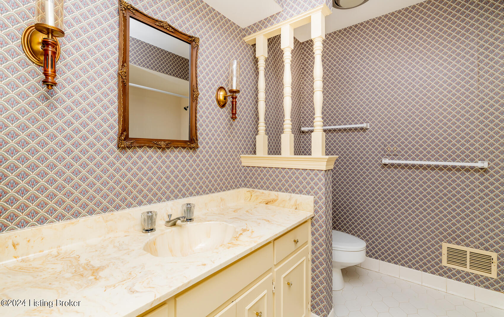 2415 Hayward Road Louisville, KY 40242 - Photo 65 of 88 HWR-165