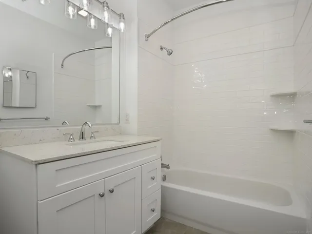 $3,400 | 35 West Broad Street, Unit 211, Stamford, CT 06902