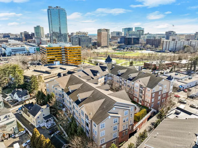 $3,400 | 35 West Broad Street, Unit 211, Stamford, CT 06902