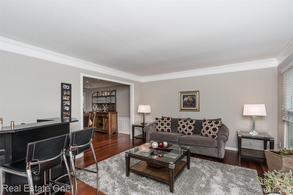 187 Saxon Court Rochester Hills, MI 48307 - Photo 19 of 47
