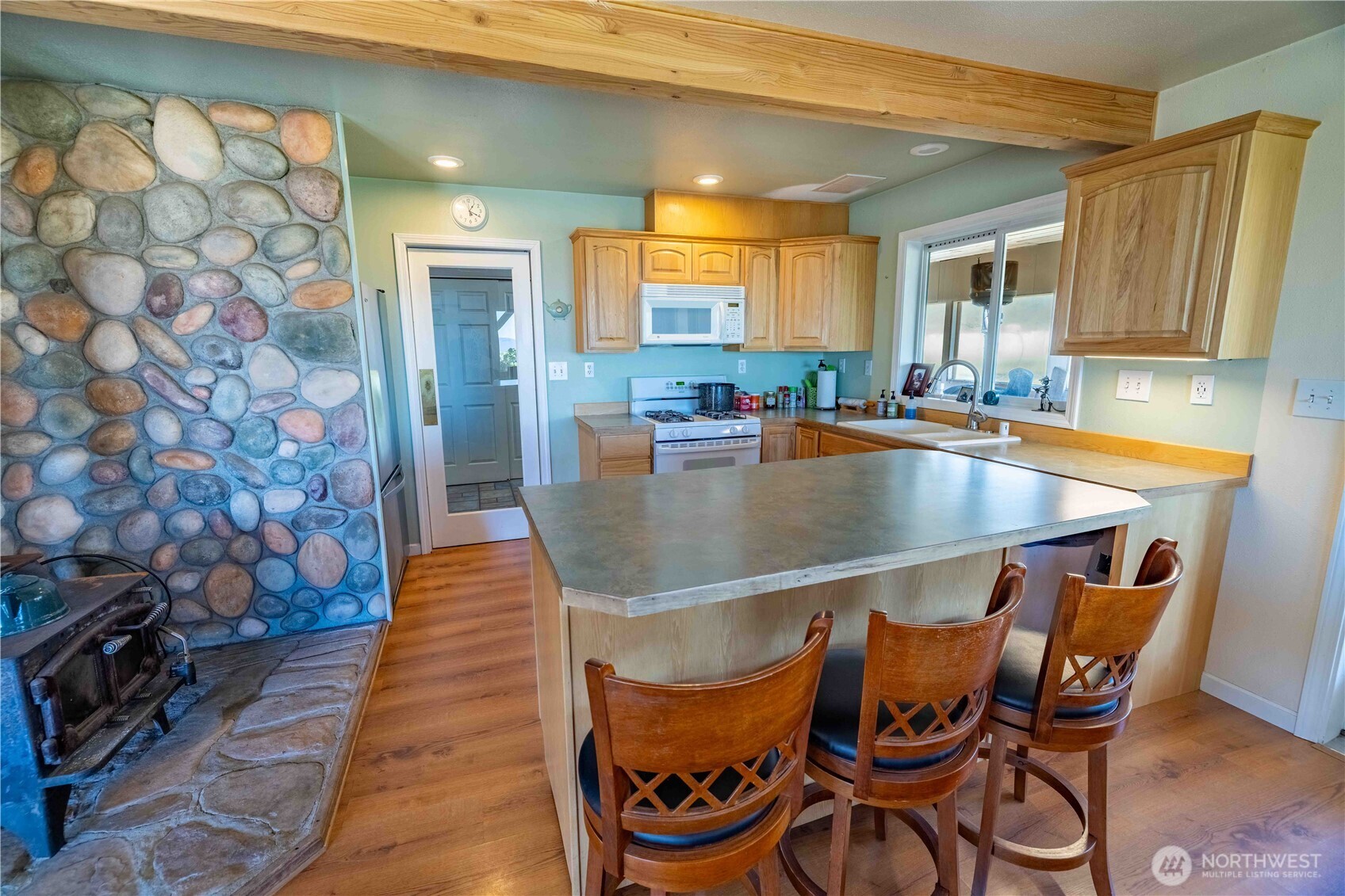 476 Bill Shaw Road Pateros, WA 98846 - Photo 12 of 40