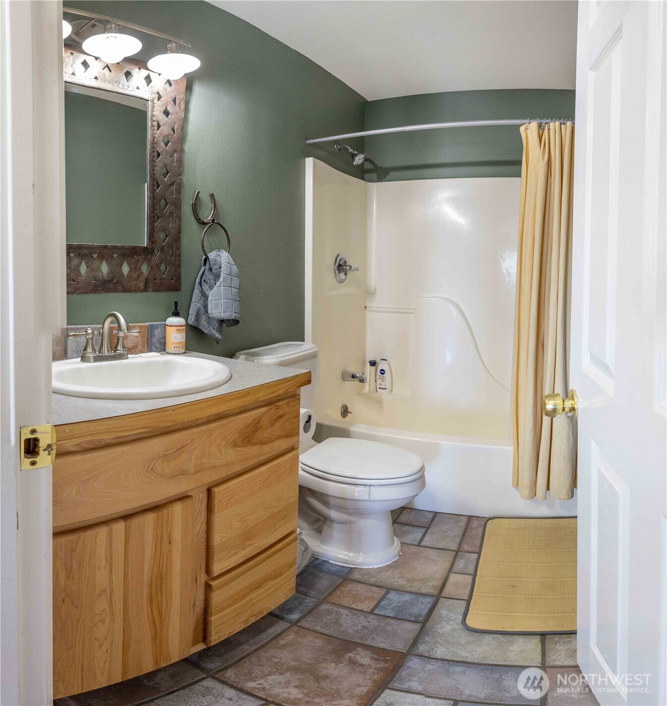 476 Bill Shaw Road Pateros, WA 98846 - Photo 21 of 40