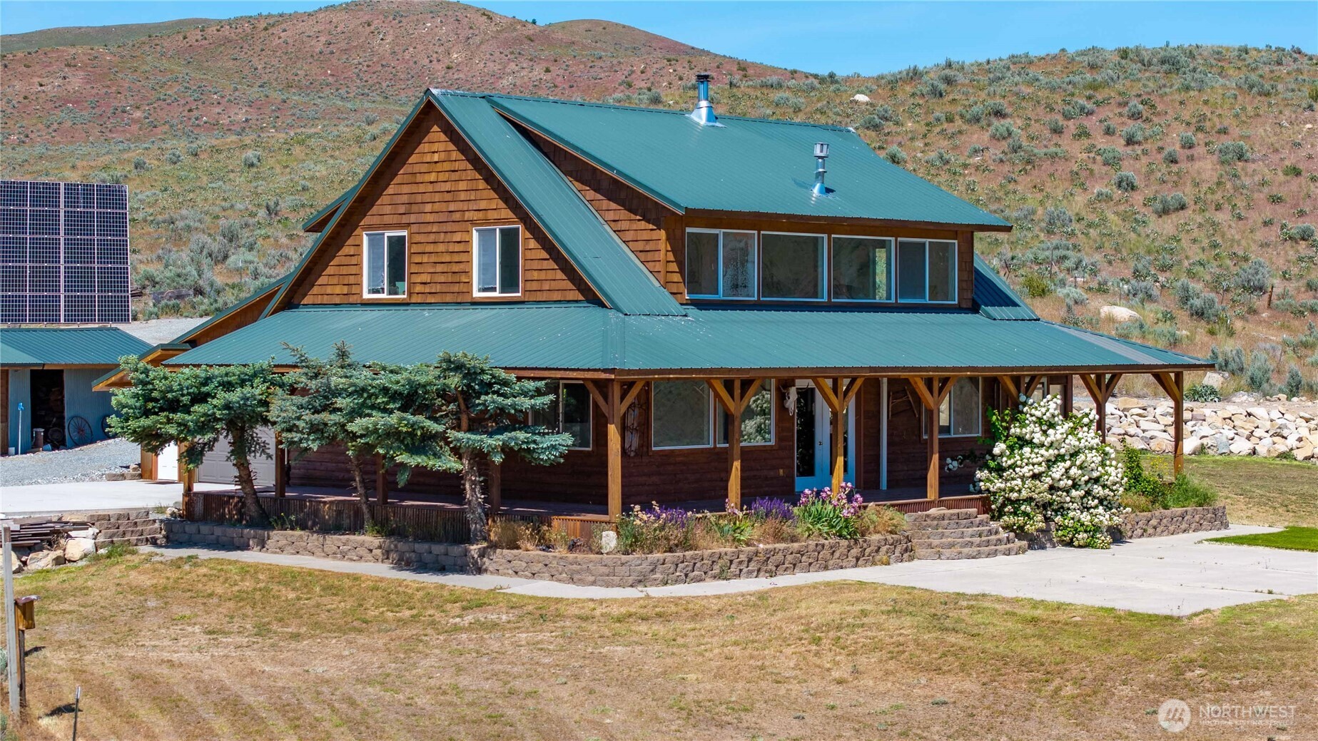 476 Bill Shaw Road Pateros, WA 98846 - Photo 8 of 40