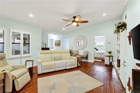 $231,800 | 725 Timber Ridge Trail Southwest, Unit B, Vero Beach, FL 32962