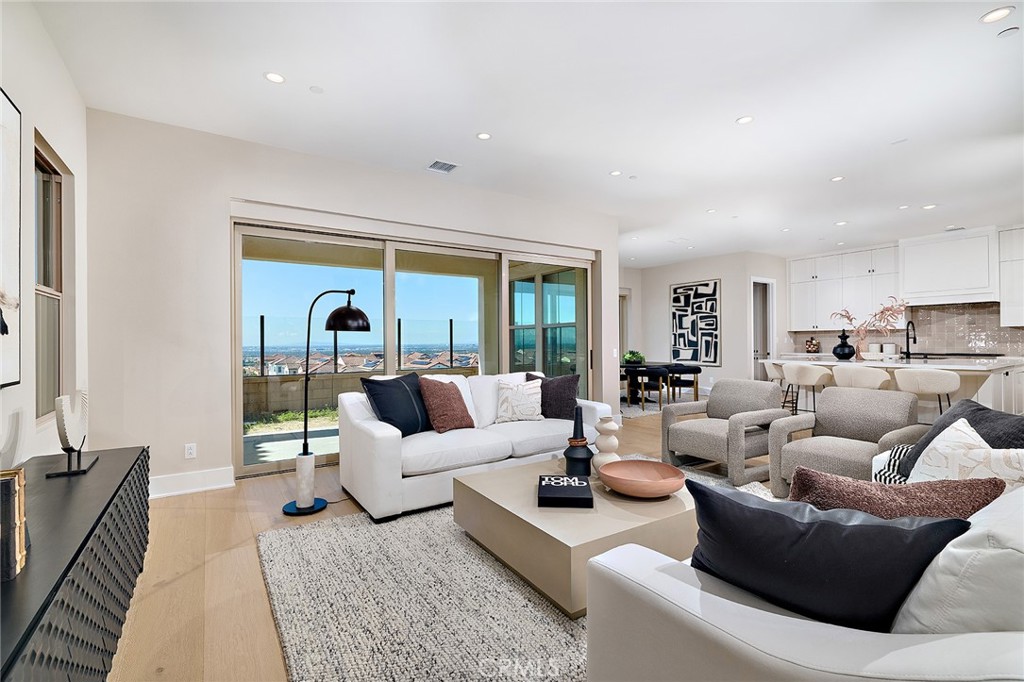 113 Oakstone Irvine, CA 92618 - Photo 2 of 62