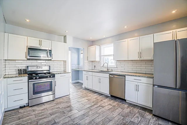 $3,550 | 7 Rosebery Road, Unit 1, Boston, MA 02136